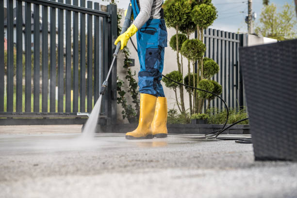 Best Driveway Pressure Washing  in Samoset, FL